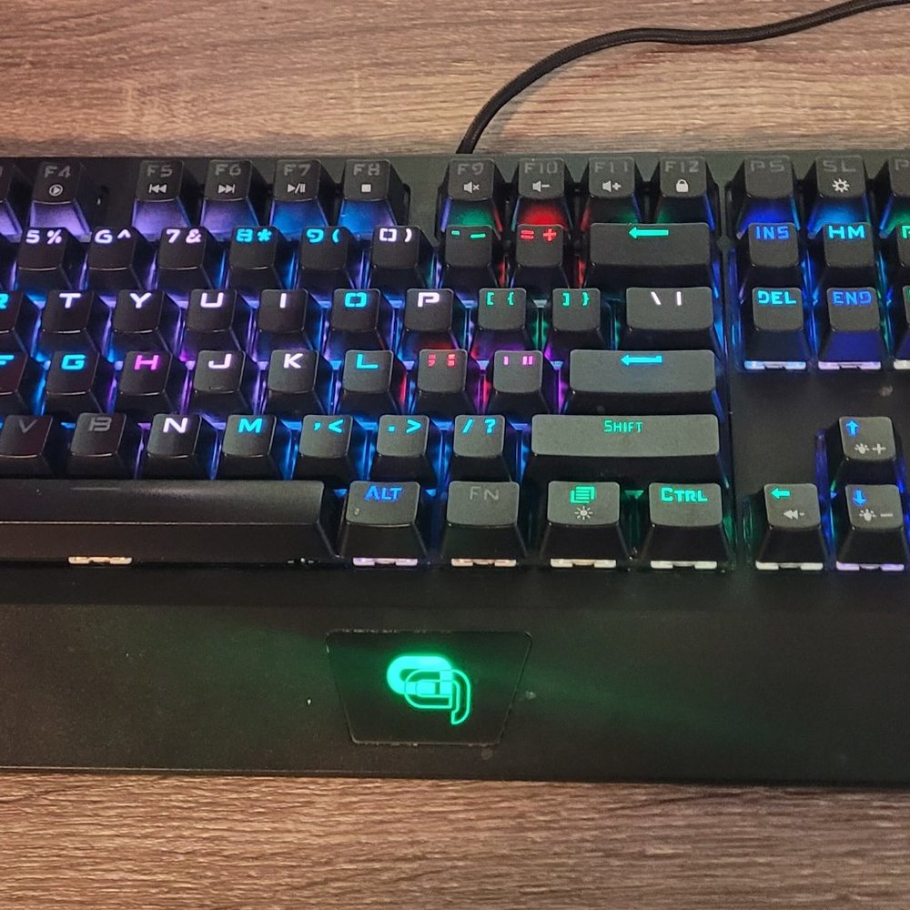 RGB Alpha Keyboard - Picture 5 of 6